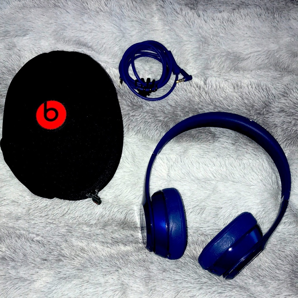 Beats by Dre headphones